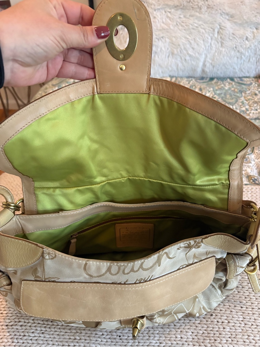 Coach Tan and Beige Signature Shoulder Bag with Gold Hardware - Picture 4 of 6